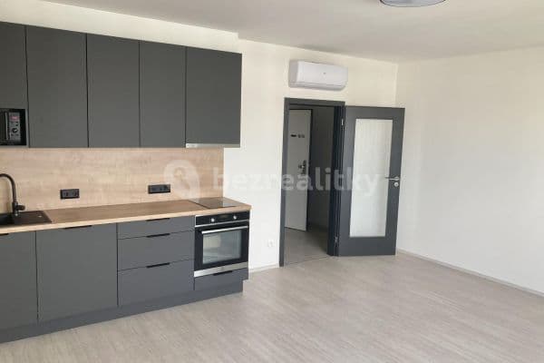 Prenájom bytu 1-izbový 34 m², Sedlářova, Praha Prenájom bytu 1-izbový 34 m², Sedlářova, Praha