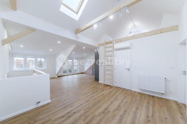 Prenájom bytu 3-izbový 80 m², Legionářů, Praha Prenájom bytu 3-izbový 80 m², Legionářů, Praha