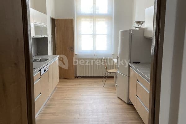 Prenájom bytu 1-izbový 38 m², Duškova, Praha Prenájom bytu 1-izbový 38 m², Duškova, Praha