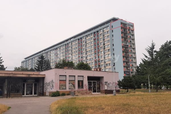 Prenájom bytu 3-izbový 77 m², Šiškova, Praha Prenájom bytu 3-izbový 77 m², Šiškova, Praha