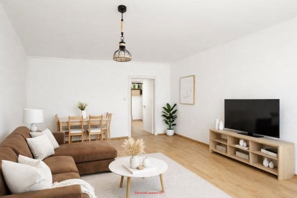 Prenájom bytu 3-izbový 71 m², Lipová, Frýdek-Místek Prenájom bytu 3-izbový 71 m², Lipová, Frýdek-Místek