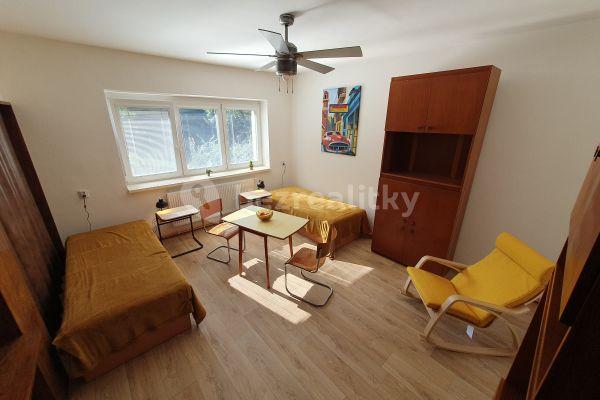 Prenájom bytu 3-izbový 96 m², Zahradníkova, Brno, Jihomoravský kraj