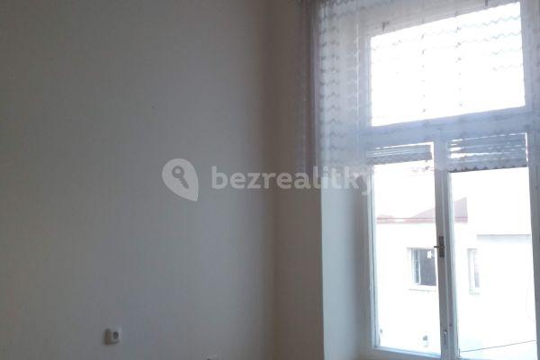 Prenájom bytu 2-izbový 70 m², 1. máje, Liberec, Liberecký kraj