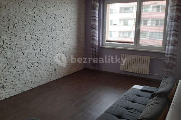 Prenájom bytu 3-izbový 75 m², U Splavu, Břeclav, Jihomoravský kraj