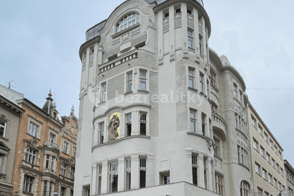 Prenájom bytu 1-izbový 40 m², Kozí, Brno Prenájom bytu 1-izbový 40 m², Kozí, Brno