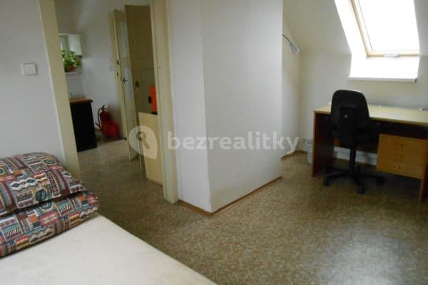 Prenájom bytu 2-izbový 40 m², Roztylské sady, Praha Prenájom bytu 2-izbový 40 m², Roztylské sady, Praha