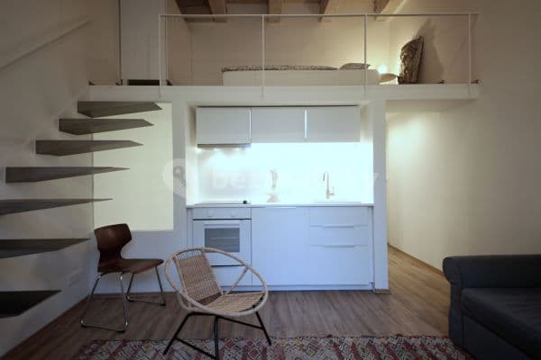 Prenájom bytu 1-izbový 38 m², Prvního pluku, Hlavní město Praha Prenájom bytu 1-izbový 38 m², Prvního pluku, Hlavní město Praha