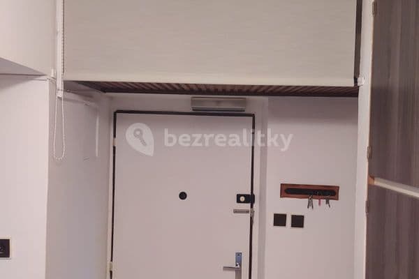 Prenájom bytu 3-izbový 75 m², Stavbařů, Jablonec nad Nisou, Liberecký kraj