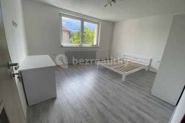 Prenájom bytu 5-izbový 115 m², Jižní Ⅱ, Hlavní město Praha