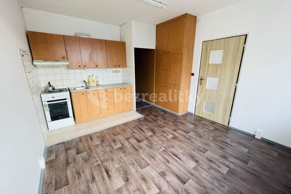 Prenájom bytu 1-izbový 37 m², Palackého, Chomutov, Ústecký kraj