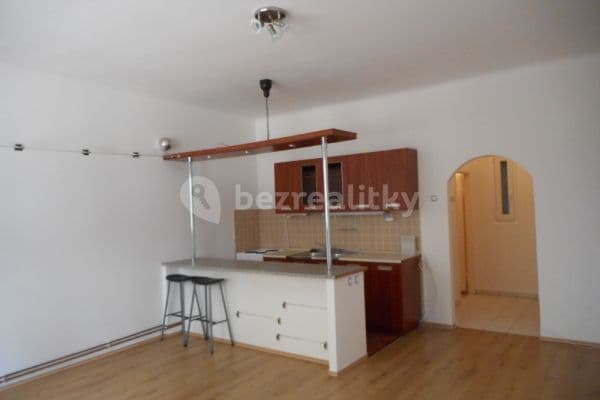 Prenájom bytu 1-izbový 38 m², Školní, Hlavní město Praha Prenájom bytu 1-izbový 38 m², Školní, Hlavní město Praha