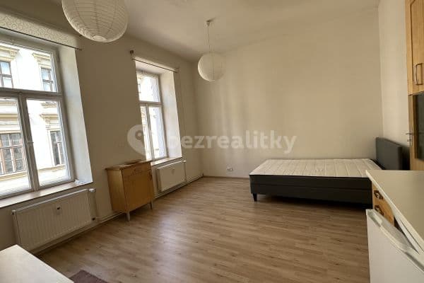 Prenájom bytu 1-izbový 36 m², Francouzská, Brno