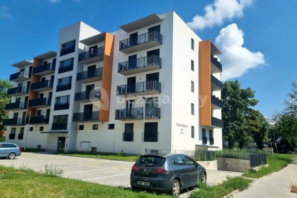 Prenájom bytu 2-izbový 52 m², Zámečnická, Nymburk Prenájom bytu 2-izbový 52 m², Zámečnická, Nymburk