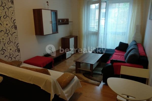 Prenájom bytu 1-izbový 35 m², U Dráhy, Ostopovice Prenájom bytu 1-izbový 35 m², U Dráhy, Ostopovice