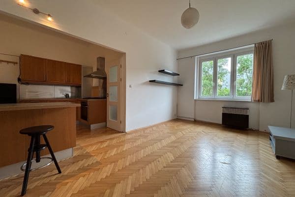 Prenájom bytu 2-izbový 58 m², Šlikova, Praha Prenájom bytu 2-izbový 58 m², Šlikova, Praha