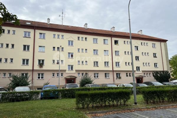 Prenájom bytu 2-izbový 60 m², Jiránkova, Pardubice