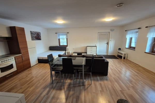 Prenájom bytu 1-izbový 46 m², Údolní, Desná Prenájom bytu 1-izbový 46 m², Údolní, Desná
