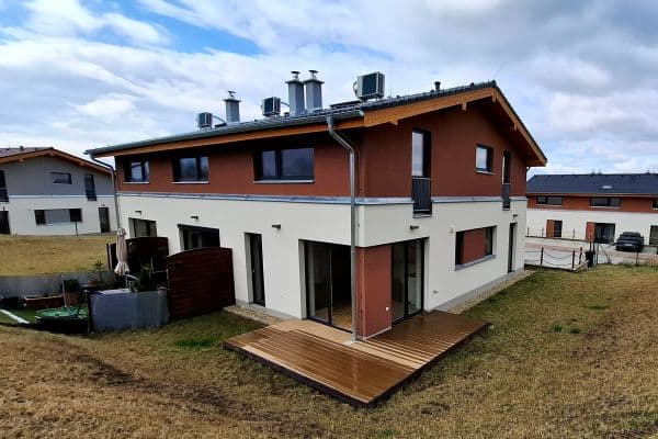 Prenájom domu 79 m², pozemek 293 m², Svinaře Prenájom domu 79 m², pozemek 293 m², Svinaře