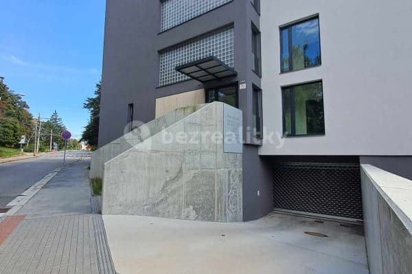 Prenájom garáže 12 m², Brno Prenájom garáže 12 m², Brno