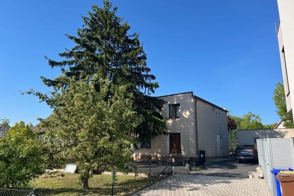 Predaj domu 231 m², pozemek 621 m², U Cikánky, Praha Predaj domu 231 m², pozemek 621 m², U Cikánky, Praha