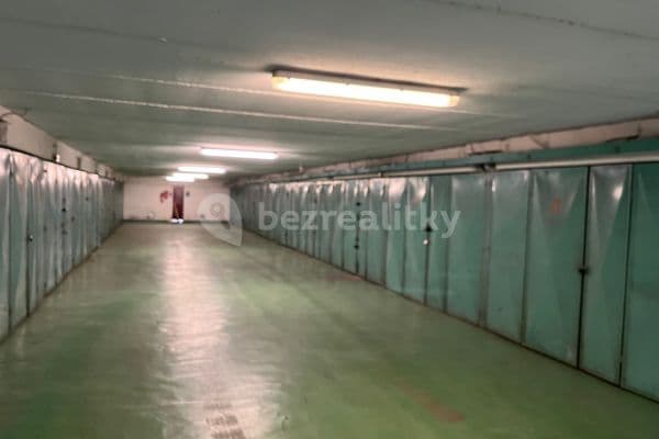 Prenájom garáže 19 m², Písečná, Hlavní město Praha Prenájom garáže 19 m², Písečná, Hlavní město Praha