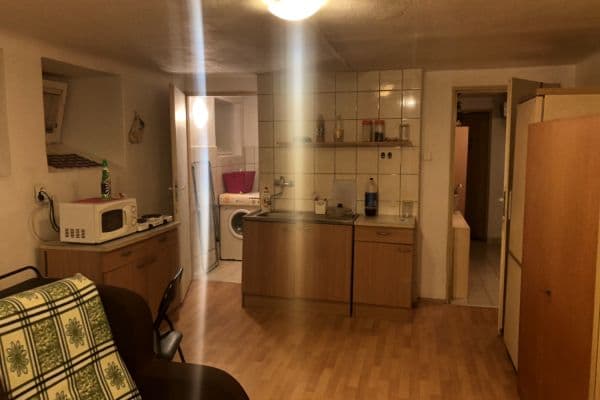 Prenájom bytu Garsoniéra 32 m², Stochovská, Hlavní město Praha Prenájom bytu Garsoniéra 32 m², Stochovská, Hlavní město Praha