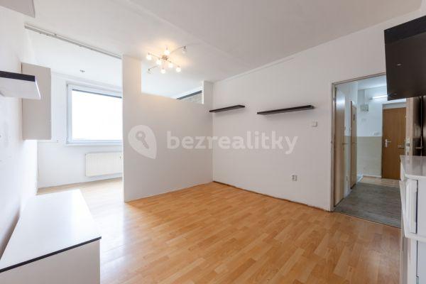 Predaj bytu 3-izbový 74 m², U Hačky, 