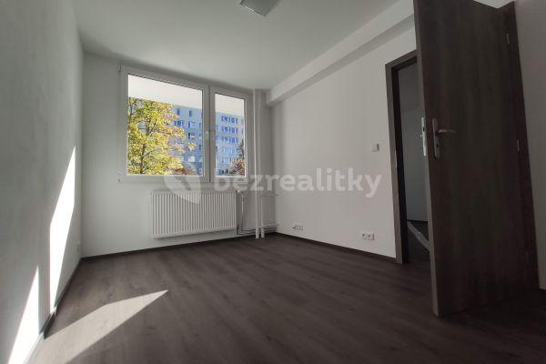 Prenájom bytu 4-izbový 69 m², Kotorská, Praha
