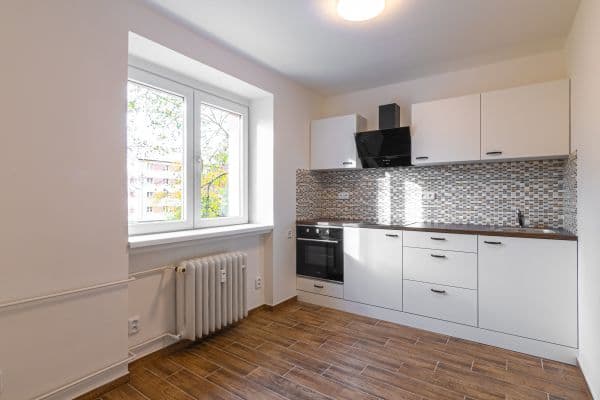 Prenájom bytu 1-izbový 29 m², Vítězná, Kladno Prenájom bytu 1-izbový 29 m², Vítězná, Kladno