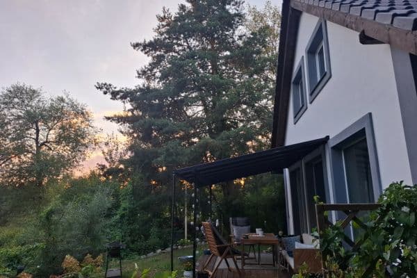 Prenájom domu 80 m², pozemok 350 m², Dubová, Mukařov Prenájom domu 80 m², pozemok 350 m², Dubová, Mukařov