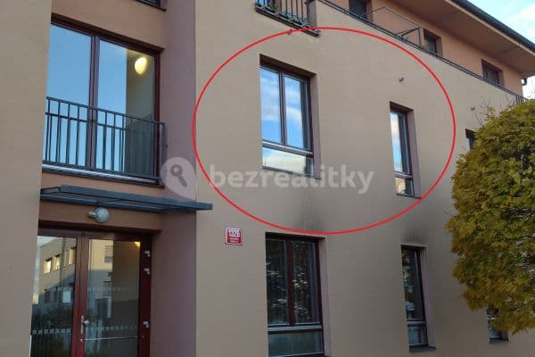 Prenájom bytu 2-izbový 42 m², Rotavská, Praha Prenájom bytu 2-izbový 42 m², Rotavská, Praha