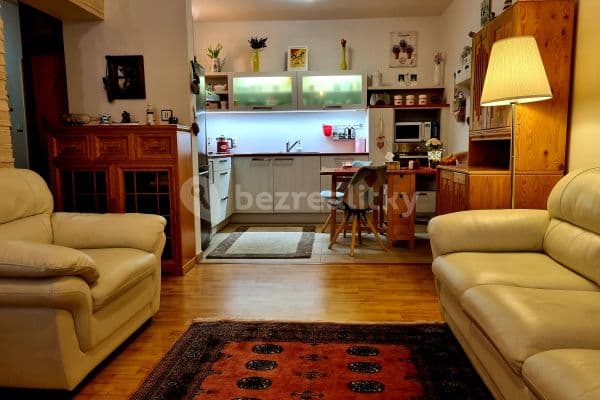 Prenájom bytu 2-izbový 45 m², Provaznická, Ostrava Prenájom bytu 2-izbový 45 m², Provaznická, Ostrava