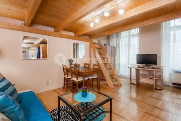 Prenájom bytu 2-izbový 40 m², Růžová, Praha Prenájom bytu 2-izbový 40 m², Růžová, Praha