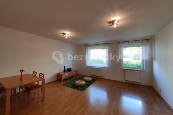 Prenájom bytu 1-izbový 39 m², Rýnská, Praha