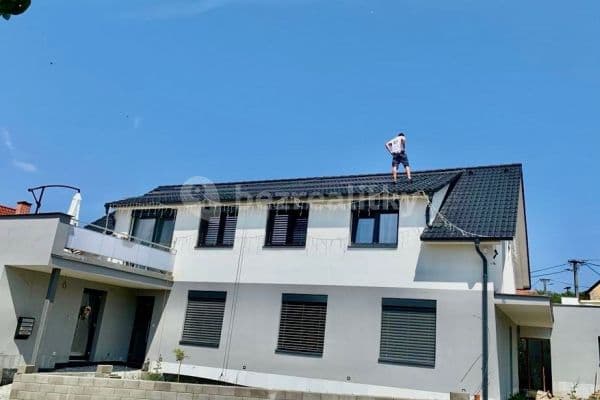 Prenájom bytu 2-izbový 60 m², Bořitov Prenájom bytu 2-izbový 60 m², Bořitov
