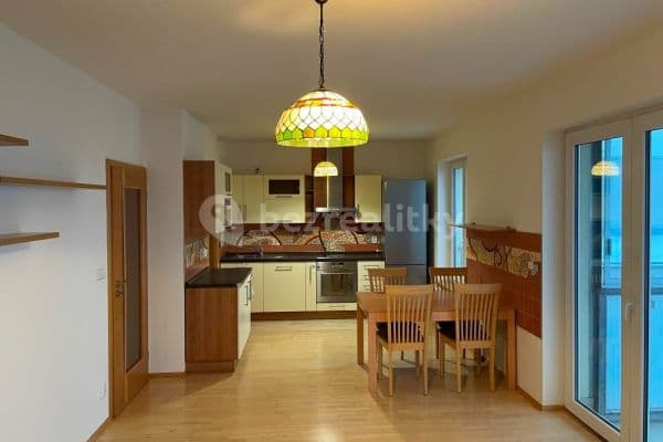 Prenájom bytu 3-izbový 80 m², V Dolině, Hlavní město Praha Prenájom bytu 3-izbový 80 m², V Dolině, Hlavní město Praha