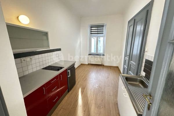 Prenájom bytu 1-izbový 42 m², Seifertova, Hlavní město Praha