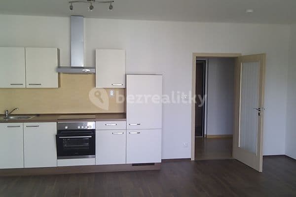 Prenájom bytu 1-izbový 40 m², Stříbrského, Hlavní město Praha