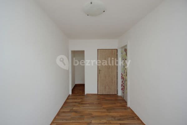 Prenájom bytu 3-izbový 60 m², Trávní, Dobrá Voda u Českých Budějovic