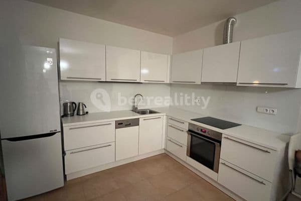 Prenájom bytu 2-izbový 58 m², Lipovská, Praha Prenájom bytu 2-izbový 58 m², Lipovská, Praha