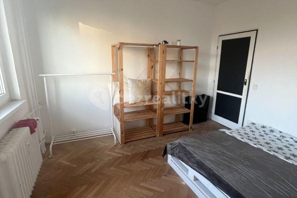 Prenájom bytu 3-izbový 17 m², Bieblova, Brno