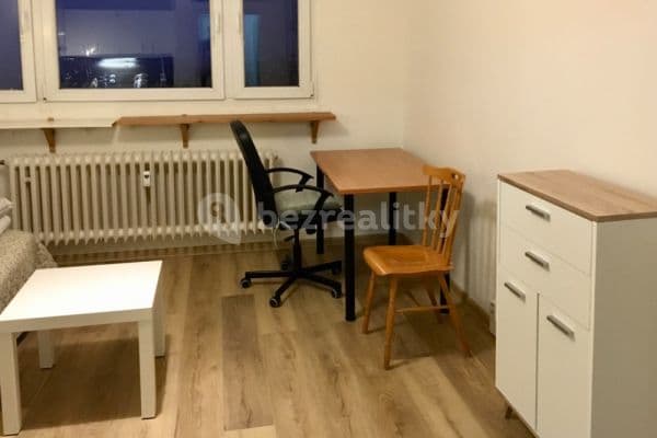Prenájom bytu 1-izbový 23 m², Halasovo náměstí, Brno
