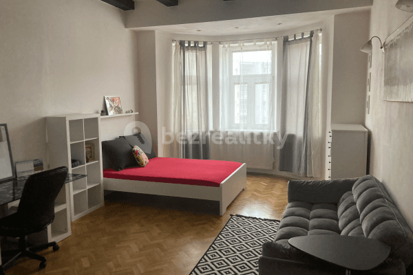 Prenájom bytu 3-izbový 100 m², Murgašova, Bratislava