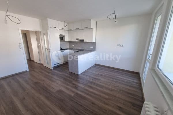 Predaj bytu 4-izbový 83 m², Petržílova, Hlavní město Praha