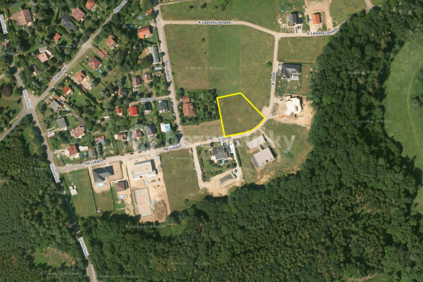 Predaj pozemku 2.025 m², K Údolí, Unhošť