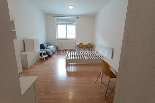 Prenájom bytu 1-izbový 43 m², Francouzská, Brno