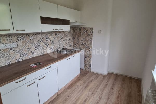 Prenájom bytu 2-izbový 52 m², tř. Míru, Olomouc Prenájom bytu 2-izbový 52 m², tř. Míru, Olomouc
