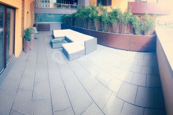 Prenájom bytu 2-izbový 60 m², Na Slatince, Praha Prenájom bytu 2-izbový 60 m², Na Slatince, Praha