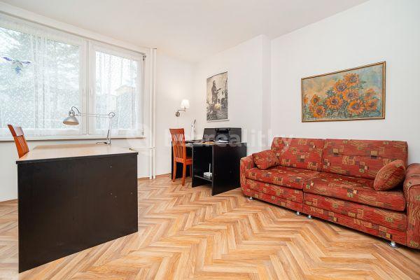 Predaj bytu 1-izbový 32 m², Trávníčkova, Praha