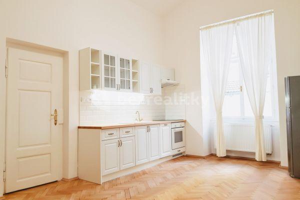 Prenájom bytu 3-izbový 87 m², Olivova, Hlavní město Praha